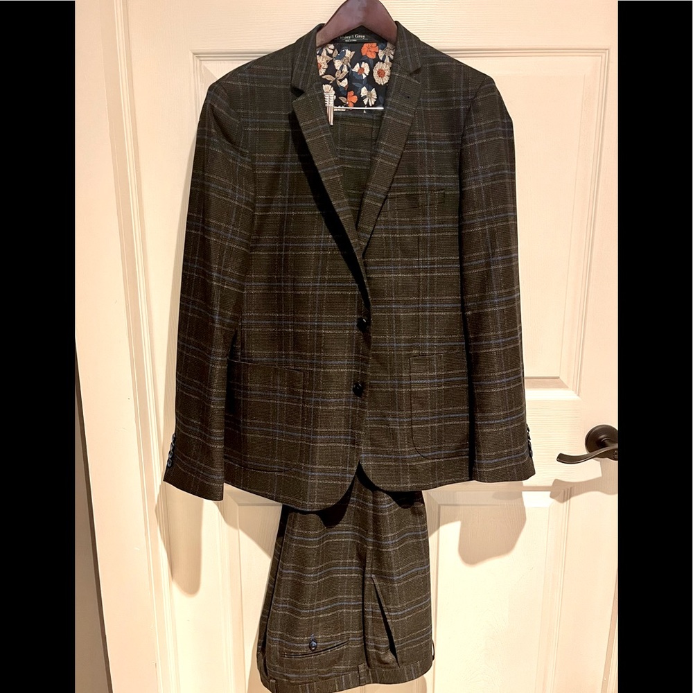 Paisley & Gray Skinny Fit Charcoal and Blue Suit